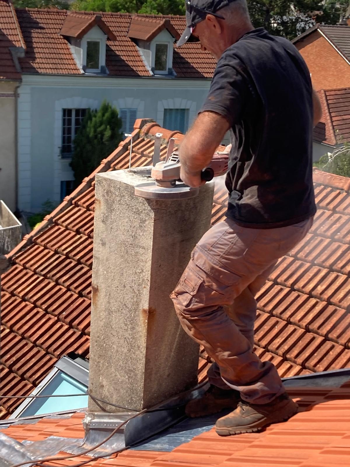 Nettoyage et démoussage de toiture professionnel